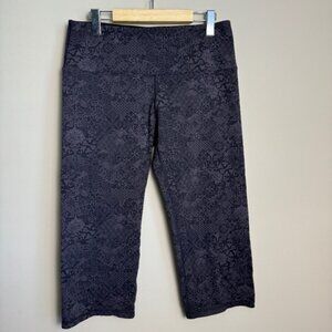 Kirkland Signature Women's Purple/Black Activewear Yoga Capri Pants L